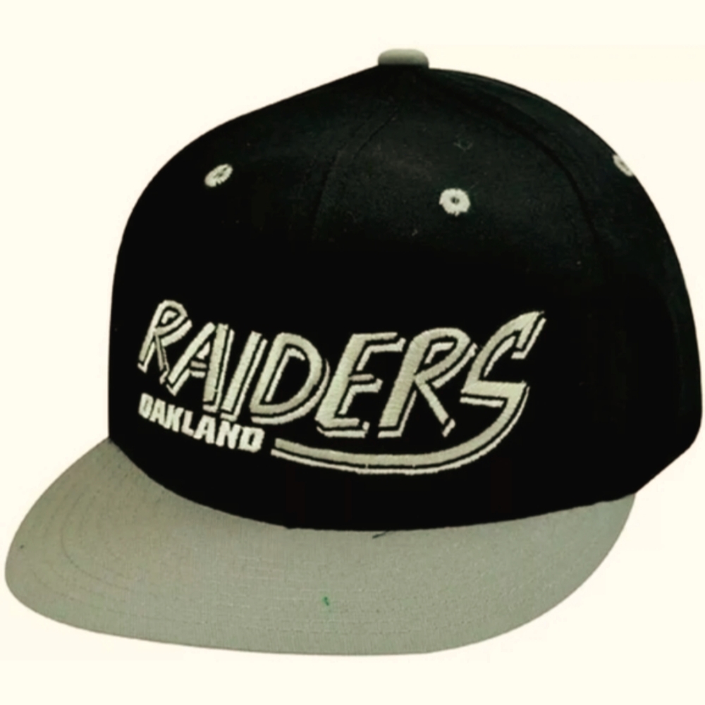 Oakland Raiders 90's NFL Black, White and Silver Retro Throwback embroidered Hat